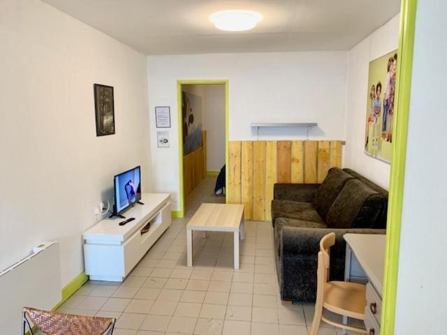 Le Depot Du Petit Port Apartment Champvert